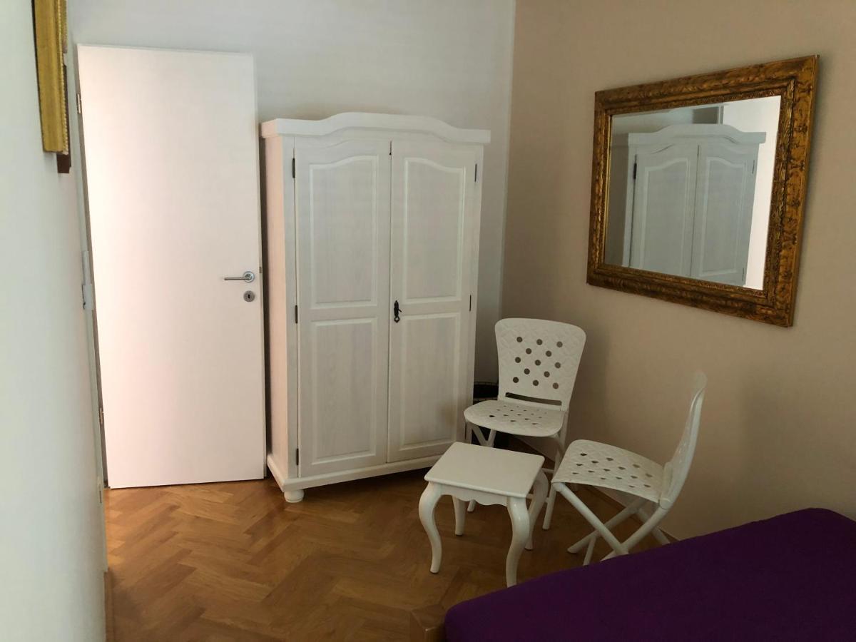 Apartment Betty Малинска Экстерьер фото