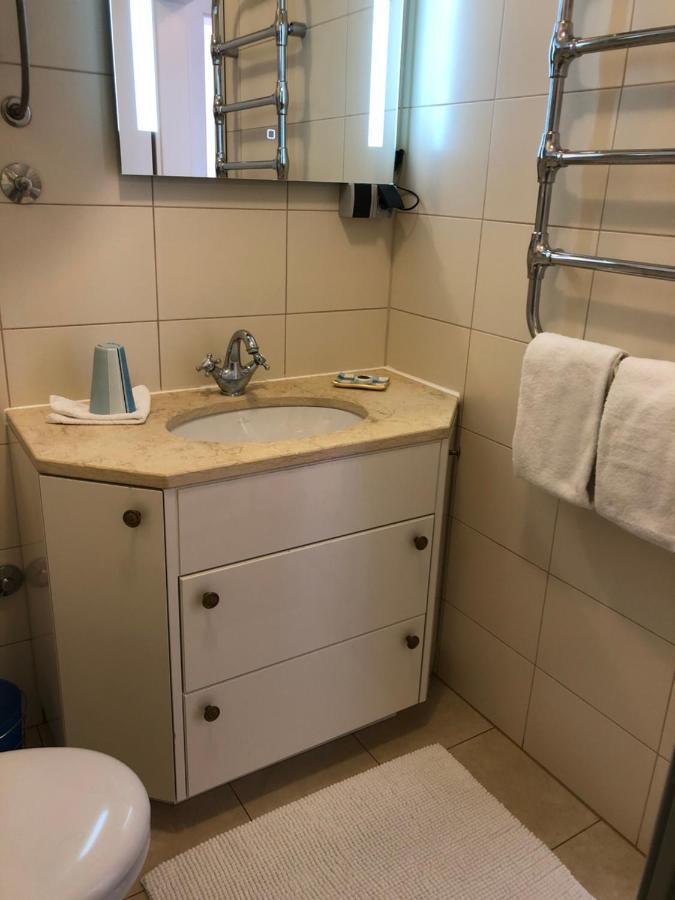 Apartment Betty Малинска Экстерьер фото