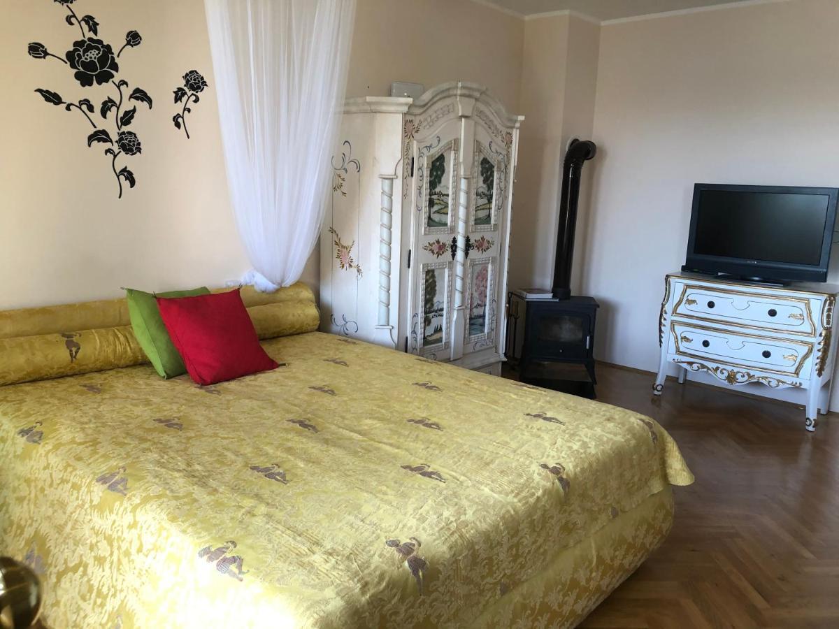 Apartment Betty Малинска Экстерьер фото